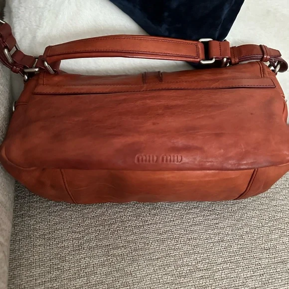 Miu Miu Brown Leather Shoulder Bag with Velvet Bow - Picture 2 of 7
